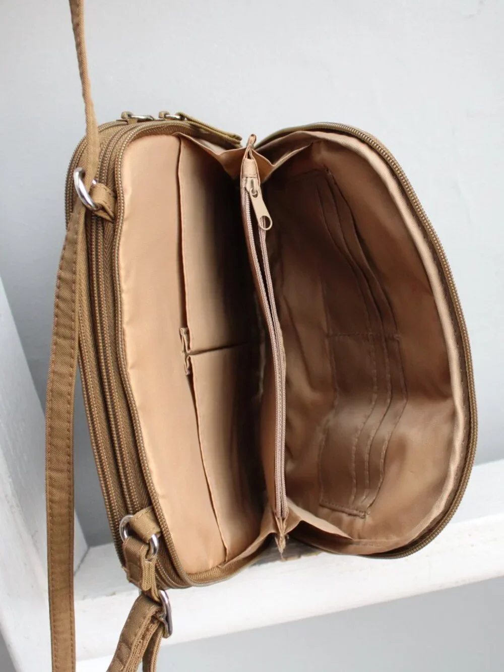 MultiSac Vintage Y2K Brown Nylon Utility Gorpcore Crossbody Bag Purse - Picture 6 of 7